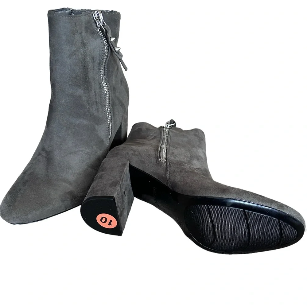 NEW NINE WEST ZIPPER BOOT SUEDE GREY